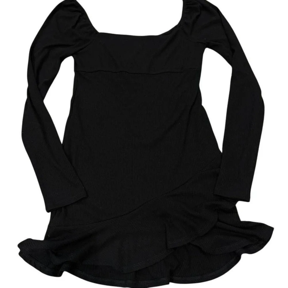 Forever 21 Black Ribbed Knit Ruffle Hem Long Sleeve Mini Dress NWT Size Medium